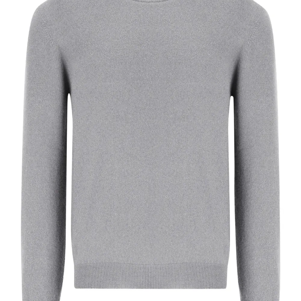 Кашемировый свитер в рубчик