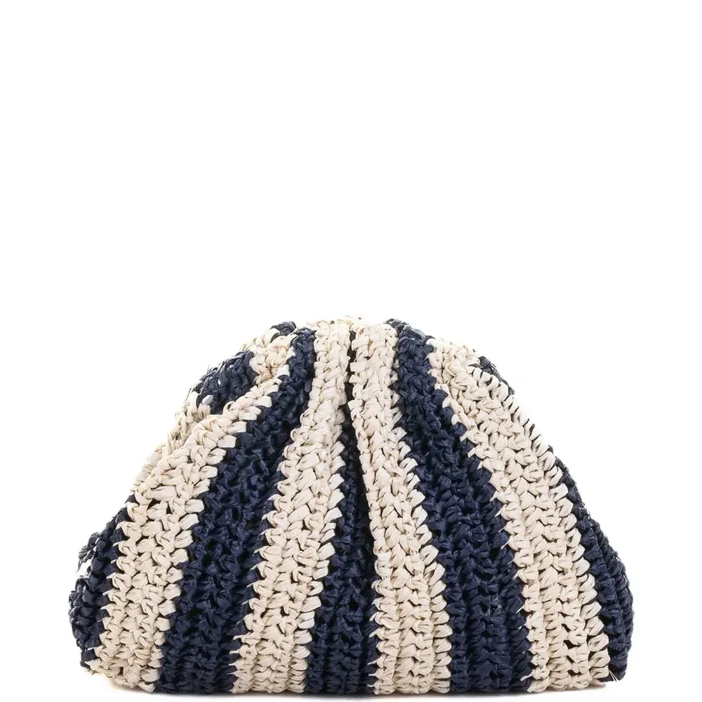 Клатч вязаный крючком с полосатым узором