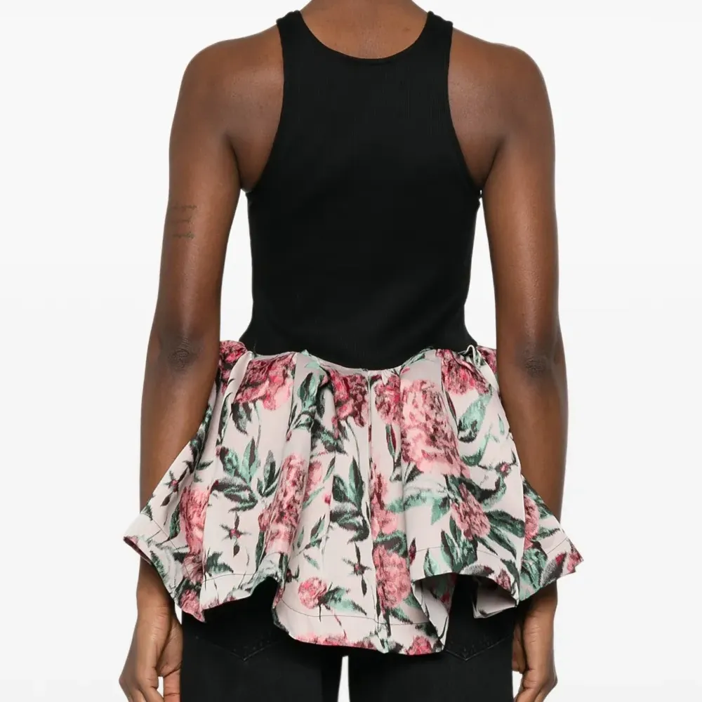 Блузка с баской из броката