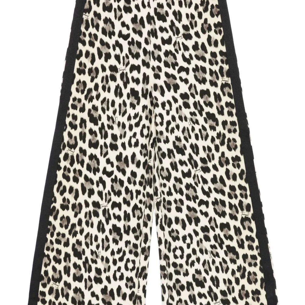 Брюки с леопардовым принтом