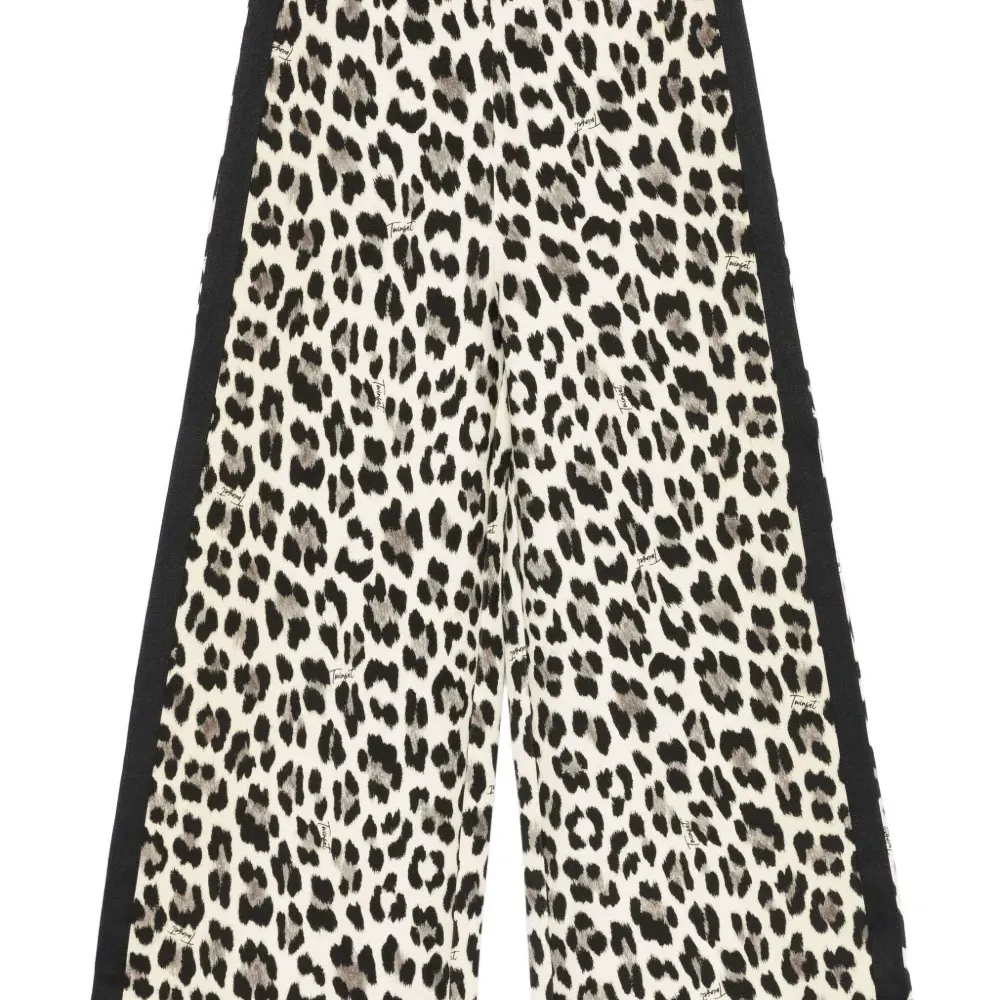 Брюки с леопардовым принтом
