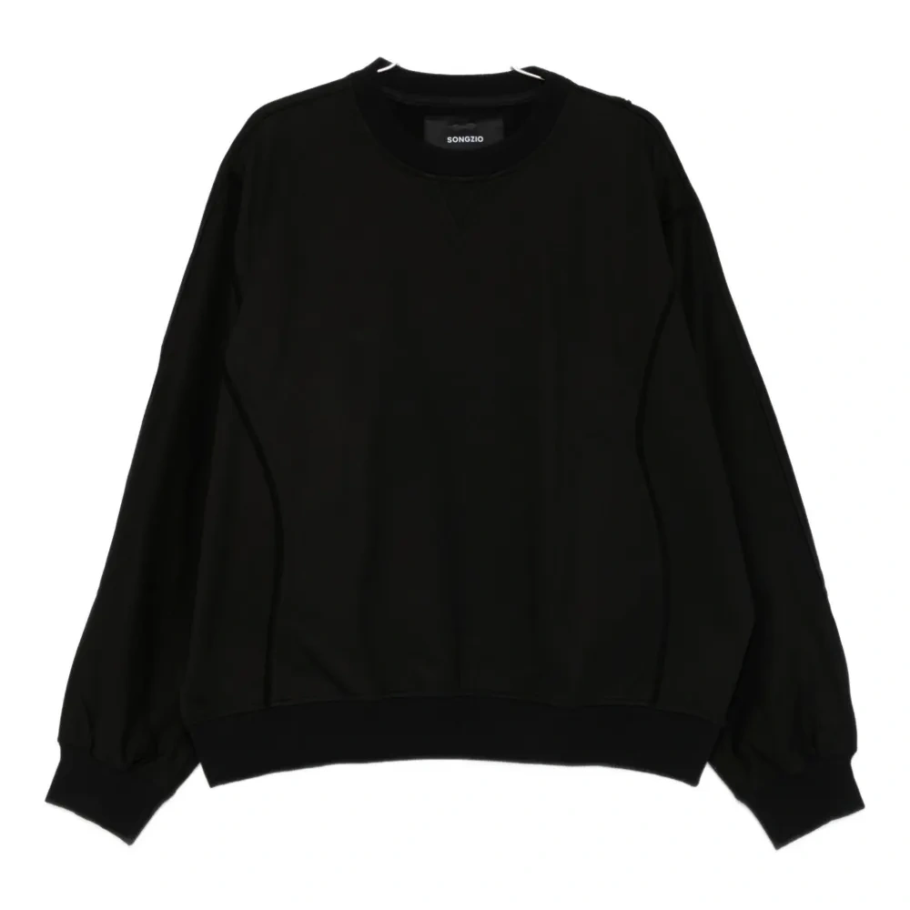 Свитшот с вырезами и рукавами-долман