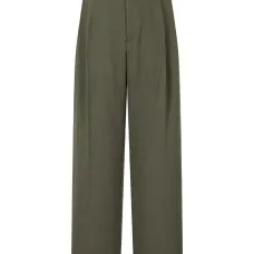 Брюки со складками спереди