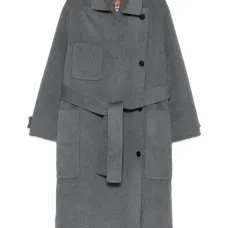 Пальто с поясом и накладными карманами Пальто с поясом и накладными карманами