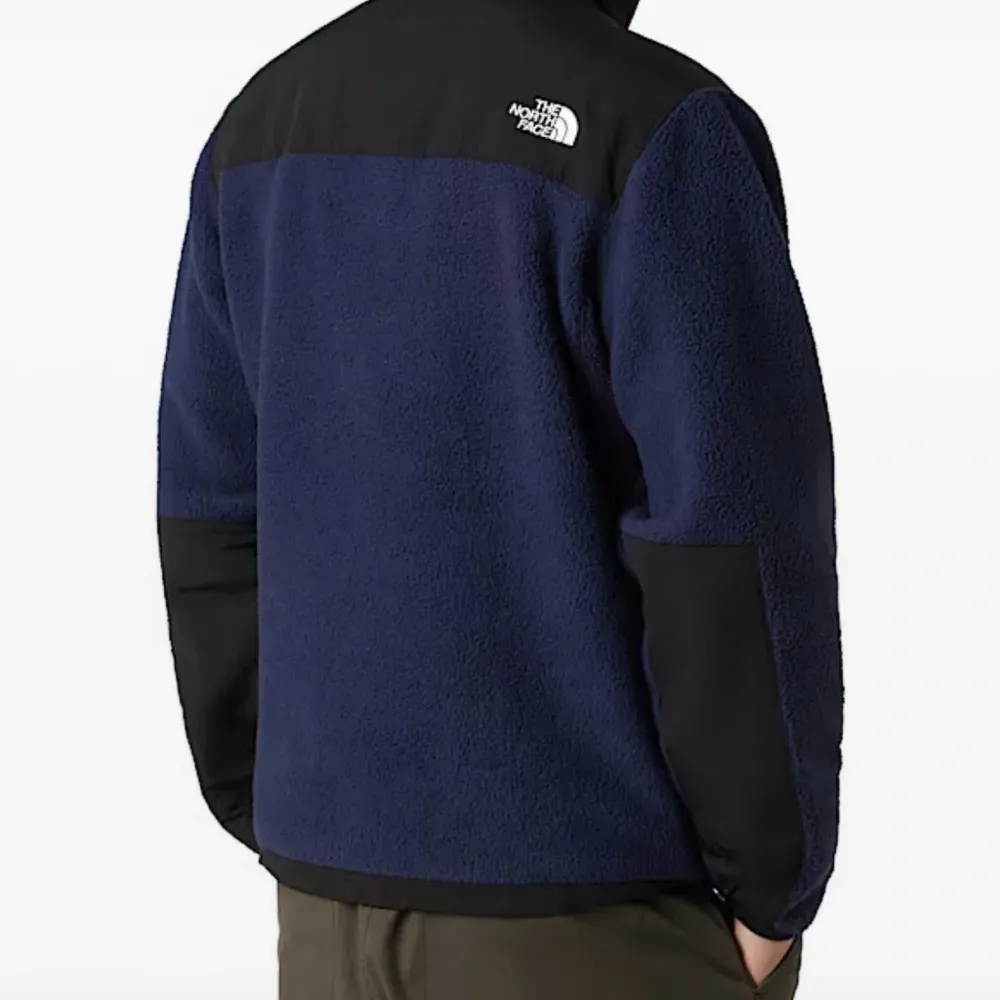 Флисовая куртка на молнии