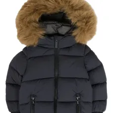 Стёганная куртка с капюшоном из искусственного меха Стёганная куртка с капюшоном из искусственного меха