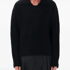 Шерстяной свитер с отложным воротником