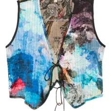 Жилет с абстрактным принтом