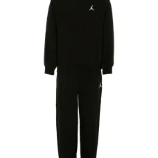 Спортивный костюм с вышитым логотипом