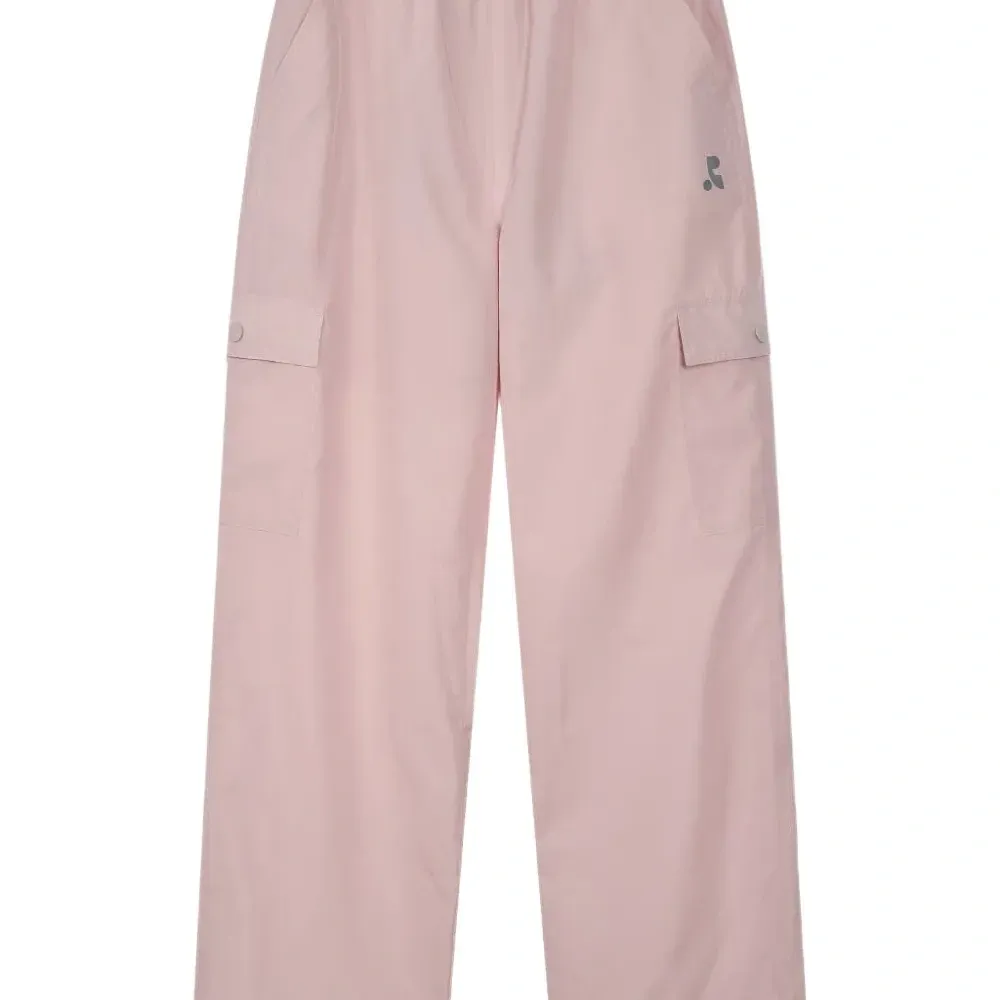 Брюки с накладными карманами