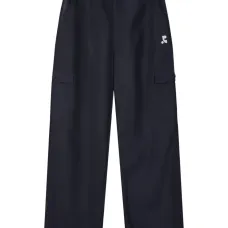 Спортивные брюки с накладными карманами