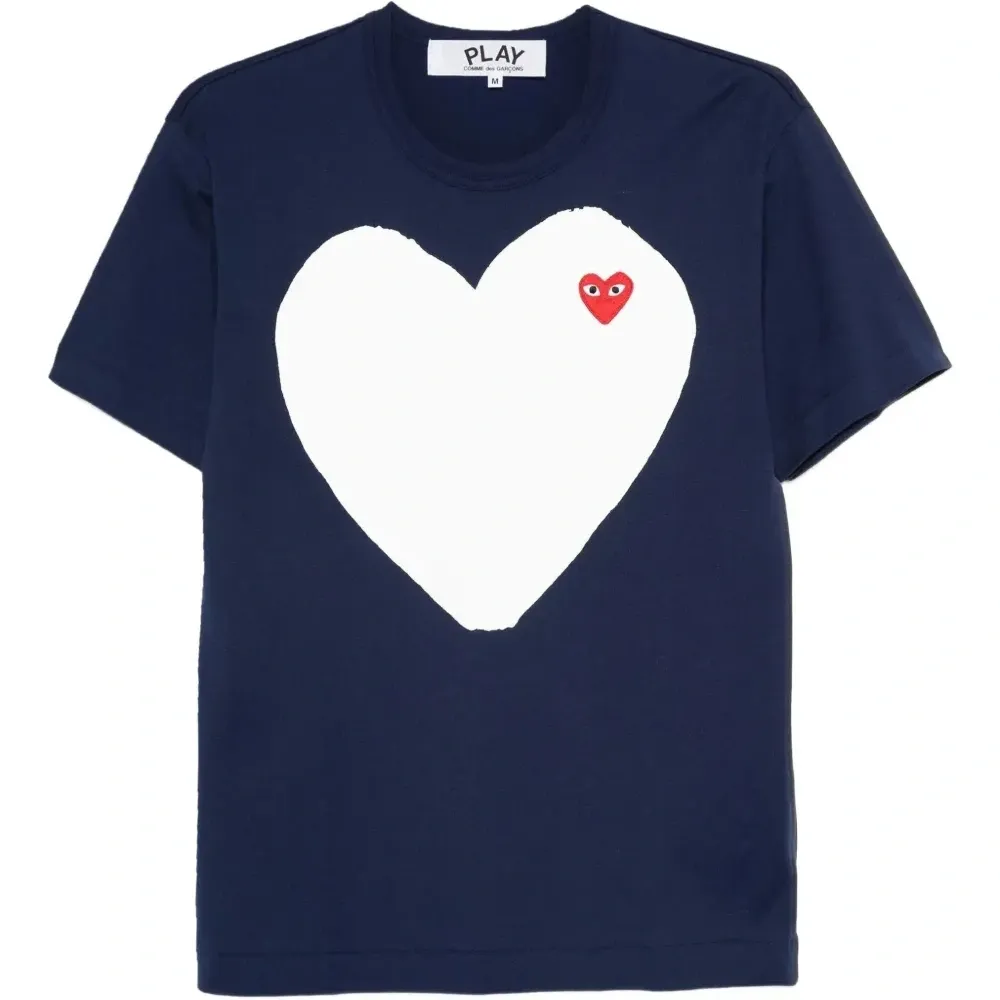 Футболка с нашивкой