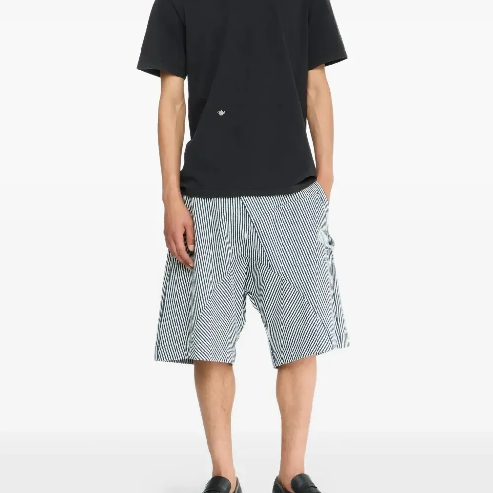 Футболка с вышивкой