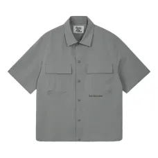 Рубашка с короткими рукавами и карманом