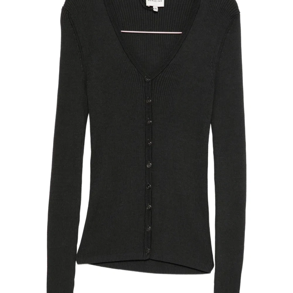 Кардиган с V-образным вырезом