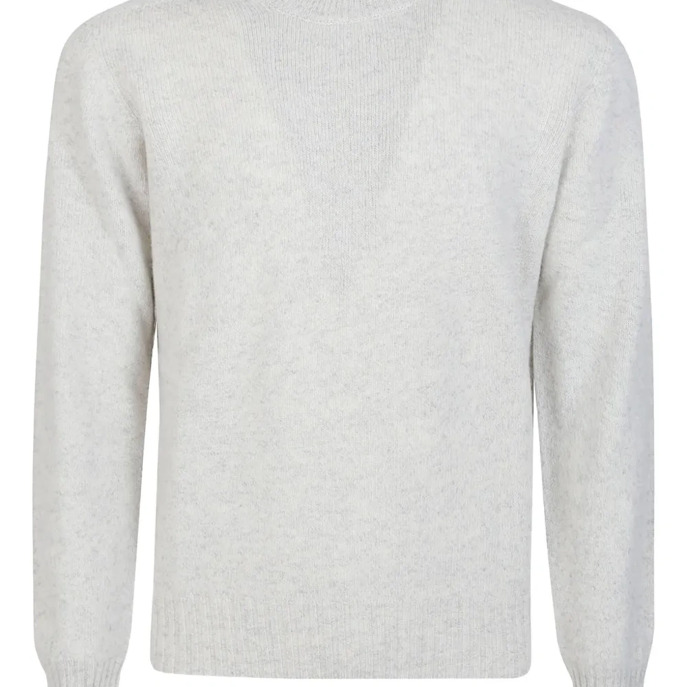 Шерстяной свитер с круглым вырезом