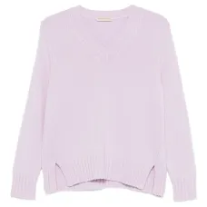 Свитер с V-образным вырезом