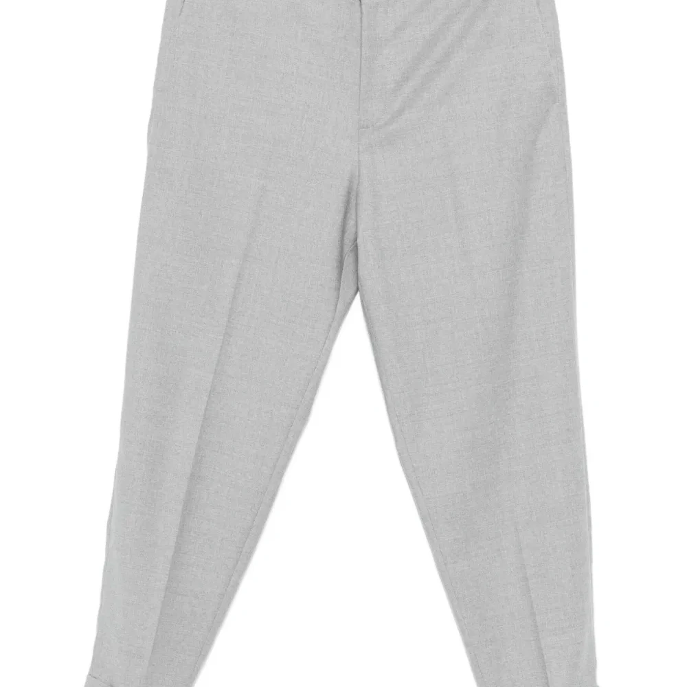 Брюки со стрелками