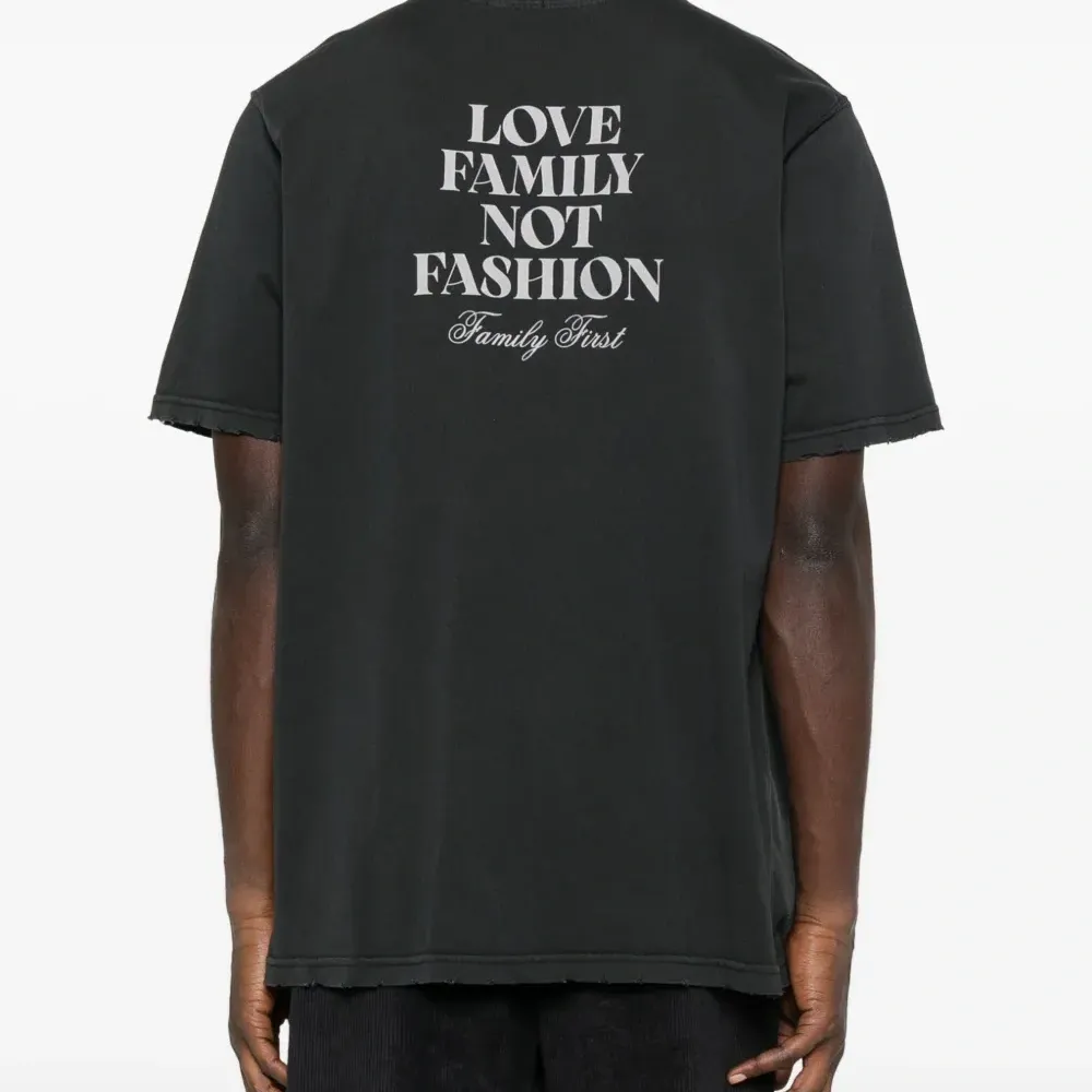 Футболка с принтом-слоганом