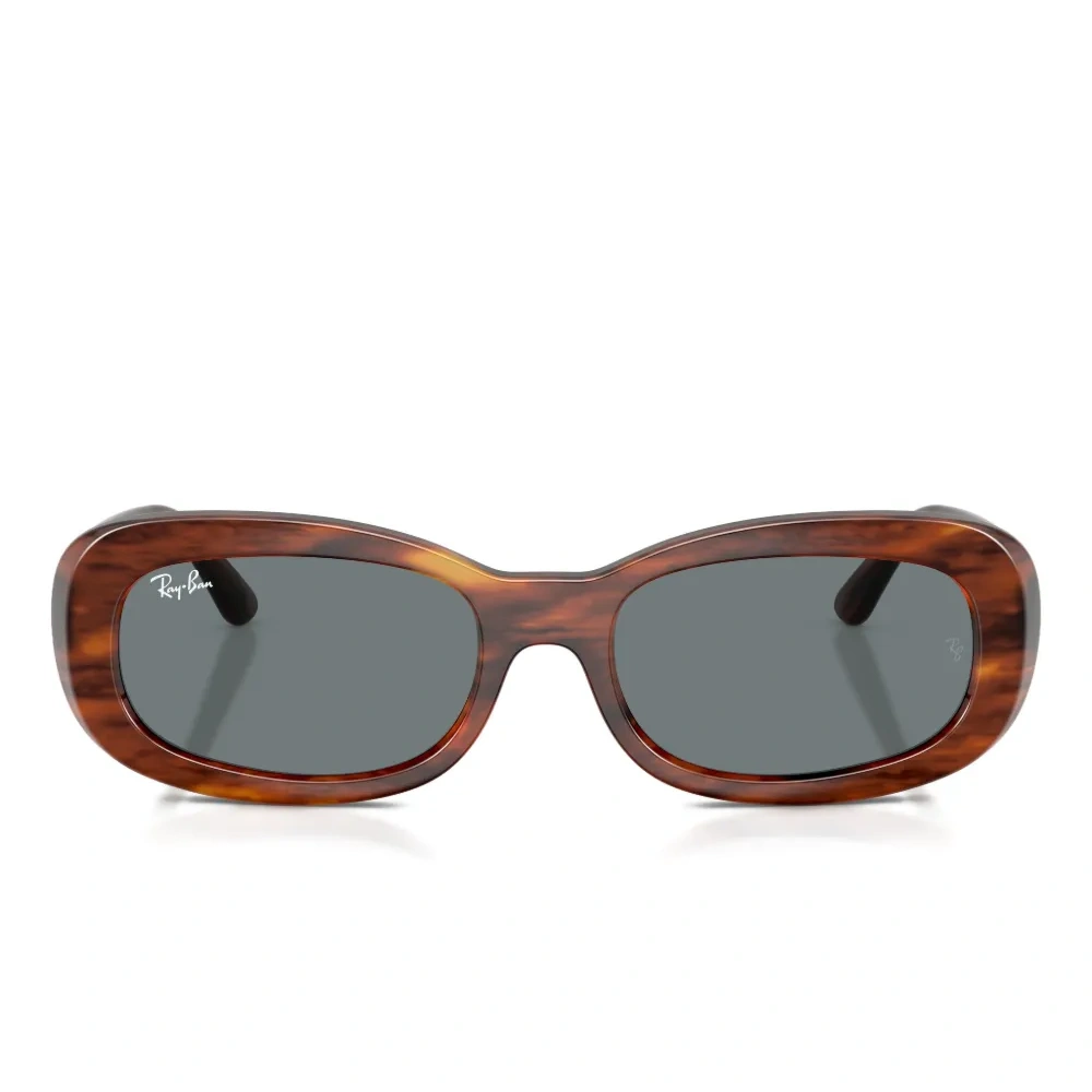 Солнцезащитные очки овальной формы