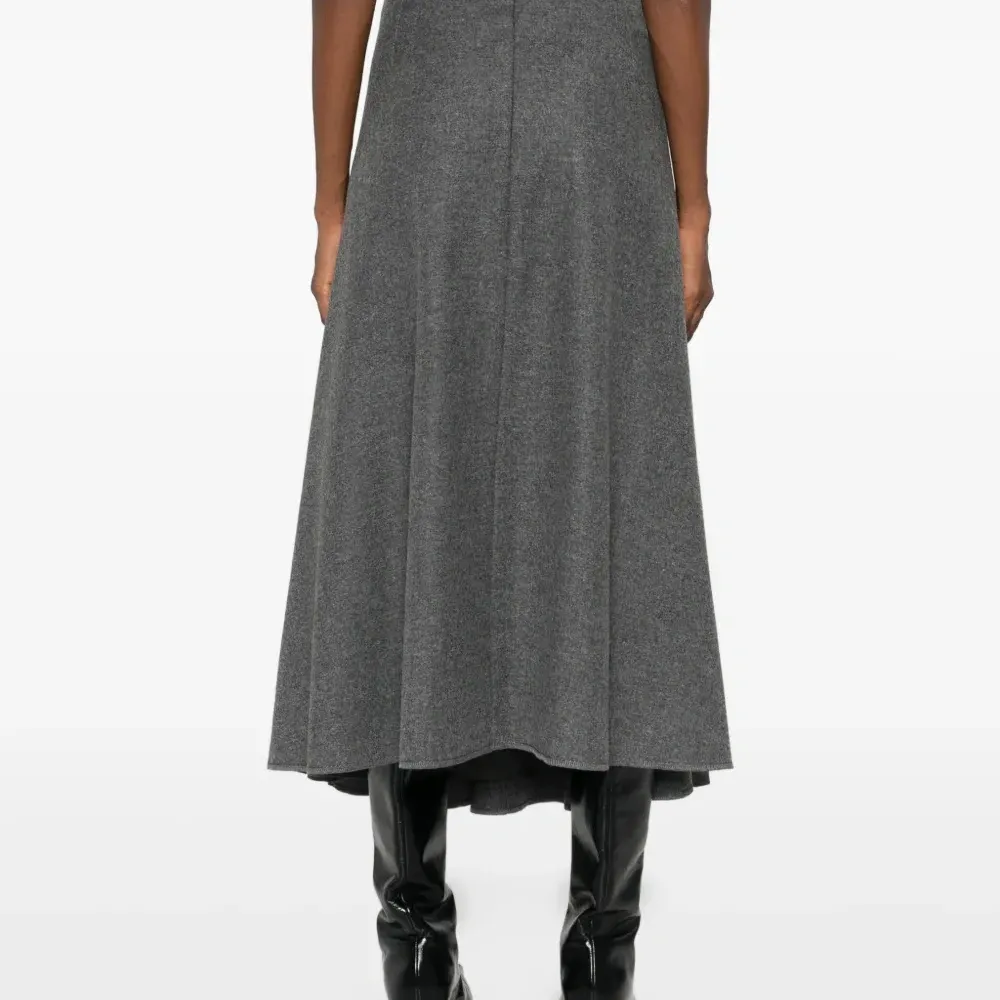 Миди-юбка силуэта "А-силуэт"