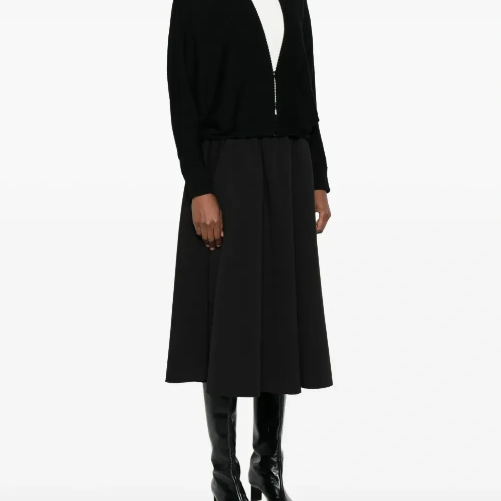 Кардиган в рубчик на пуговицах