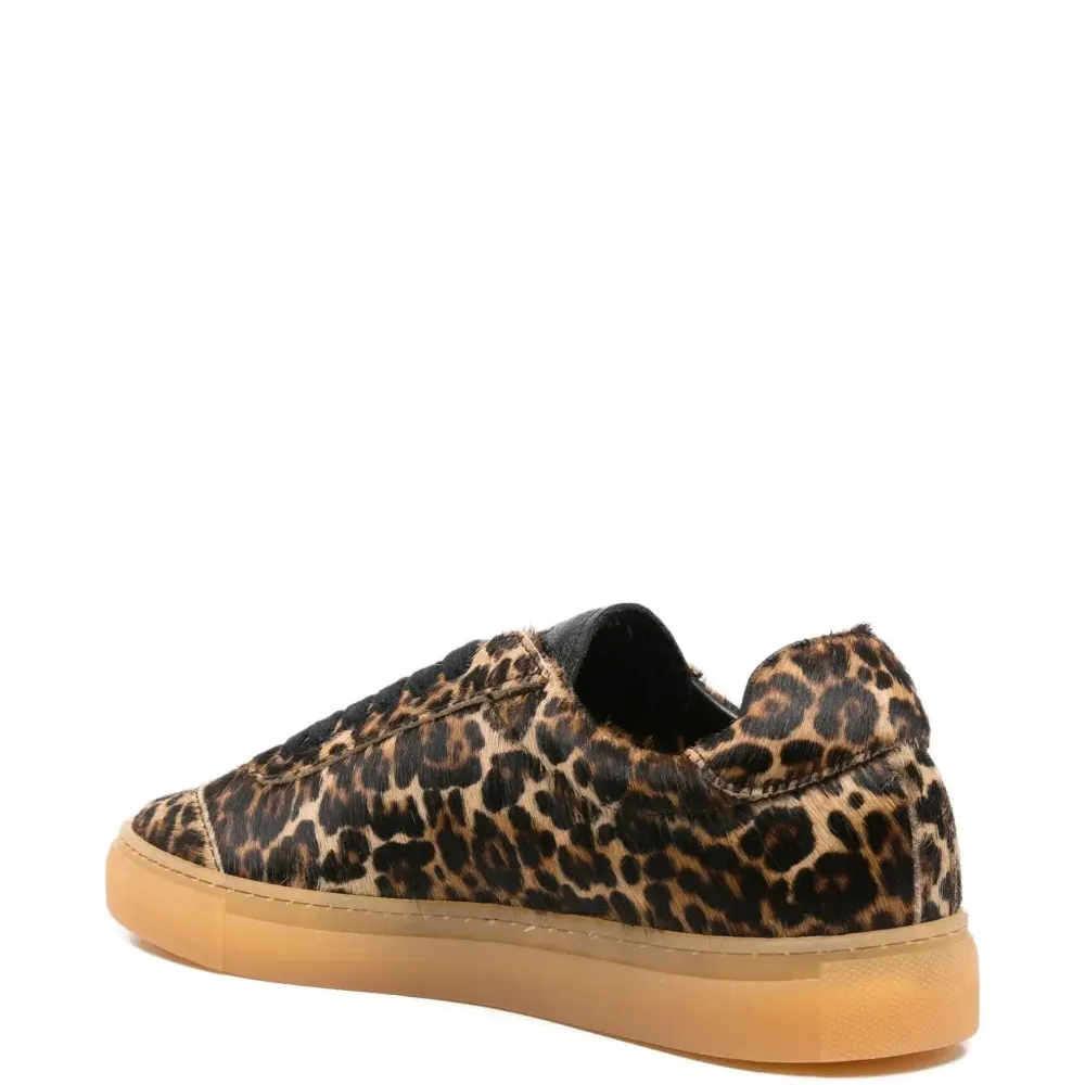 Кроссовки с леопардовым принтом Кроссовки с леопардовым принтом