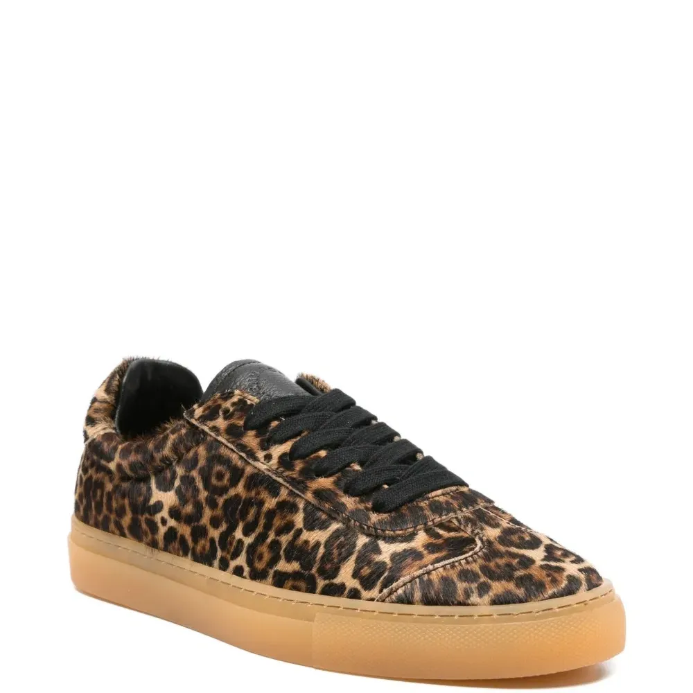 Кроссовки с леопардовым принтом Кроссовки с леопардовым принтом