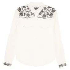 Вышитая рубашка