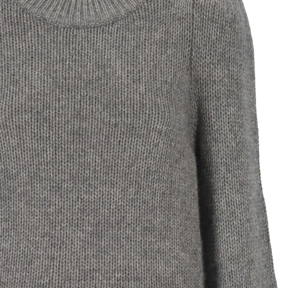 Свитер из смесовой шерсти