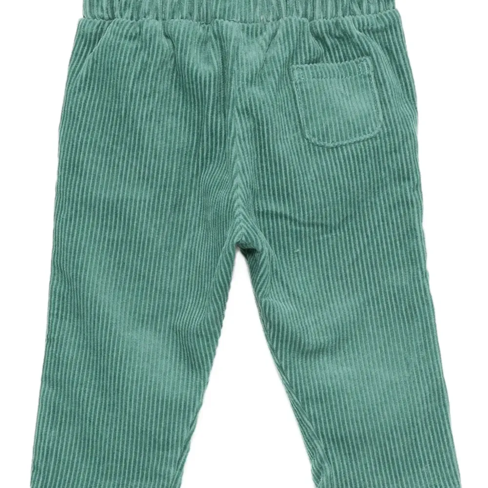 Брюки с карманами из вельвета