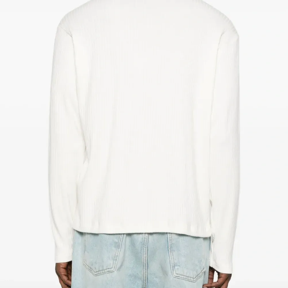 Футболка с длинными рукавами Футболка с длинными рукавами