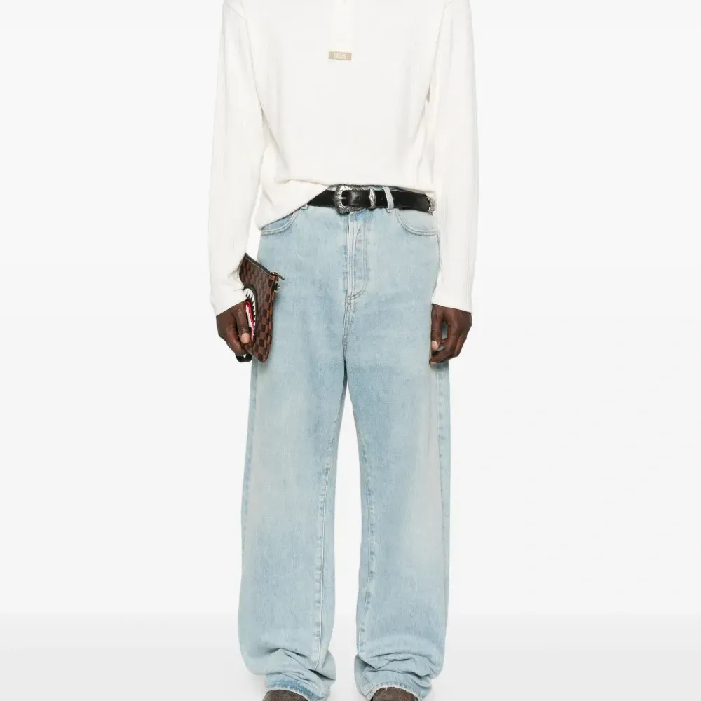 Футболка с длинными рукавами Футболка с длинными рукавами