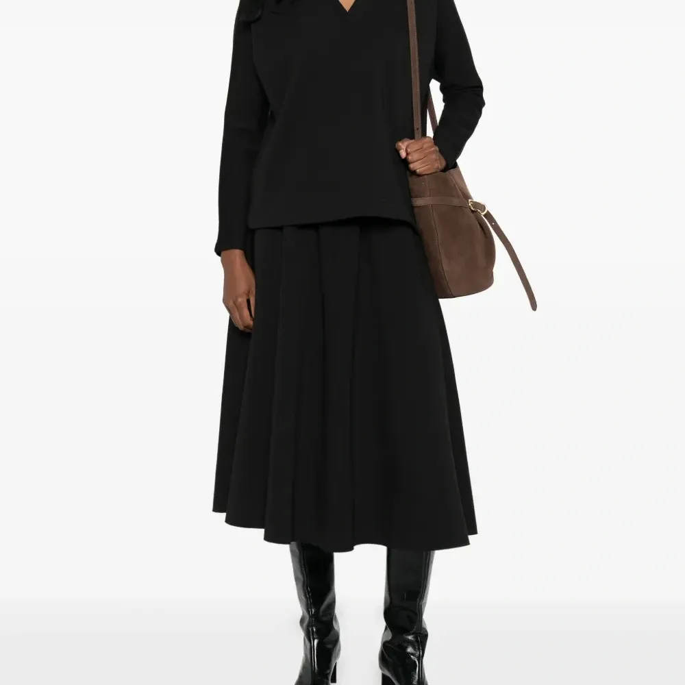 Блузка с бантом