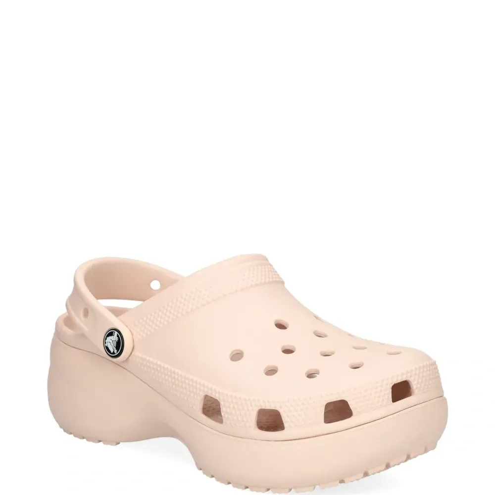 Шлёпанцы на платформе