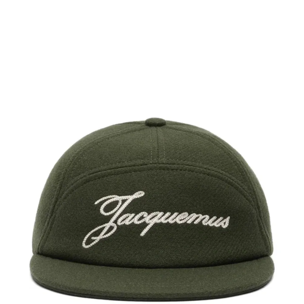 Бейсболка Le Lana с вышивкой