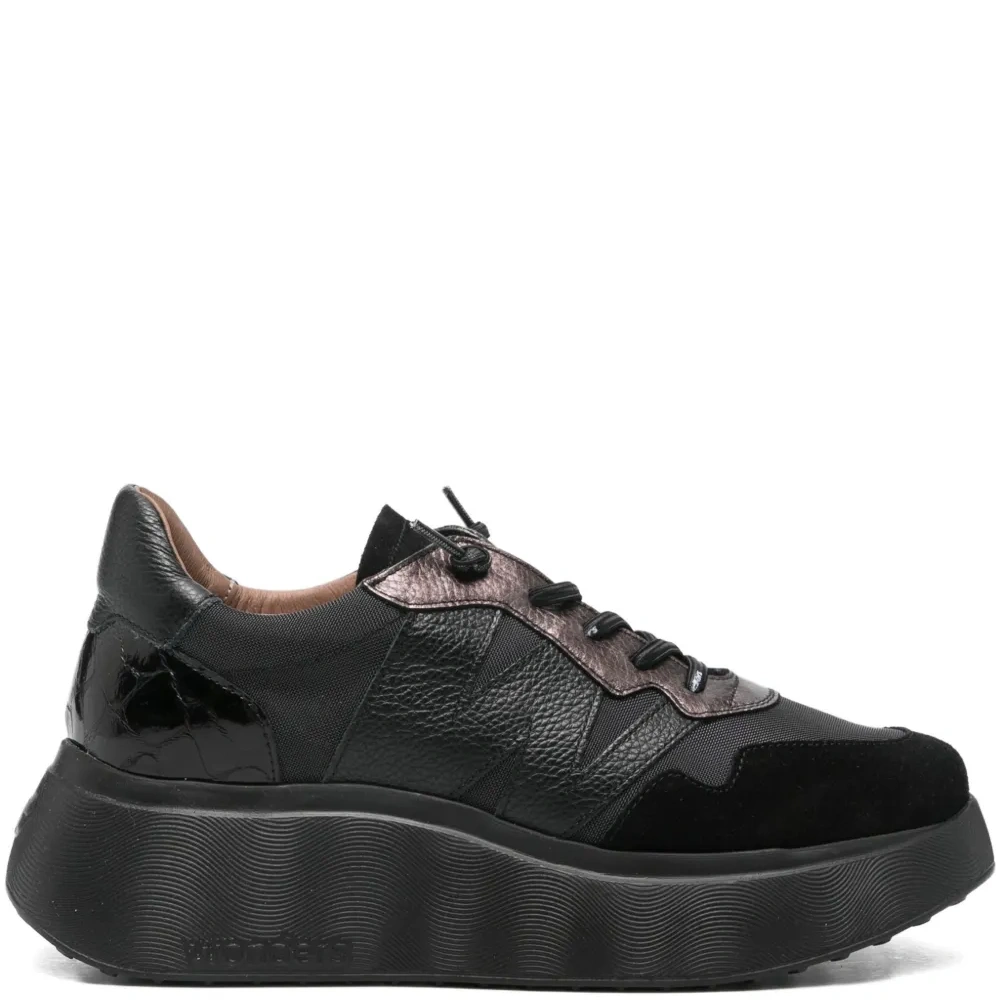 Кожаные кроссовки на платформе с панелями