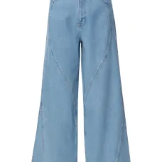 Джинсы с изогнутыми швами