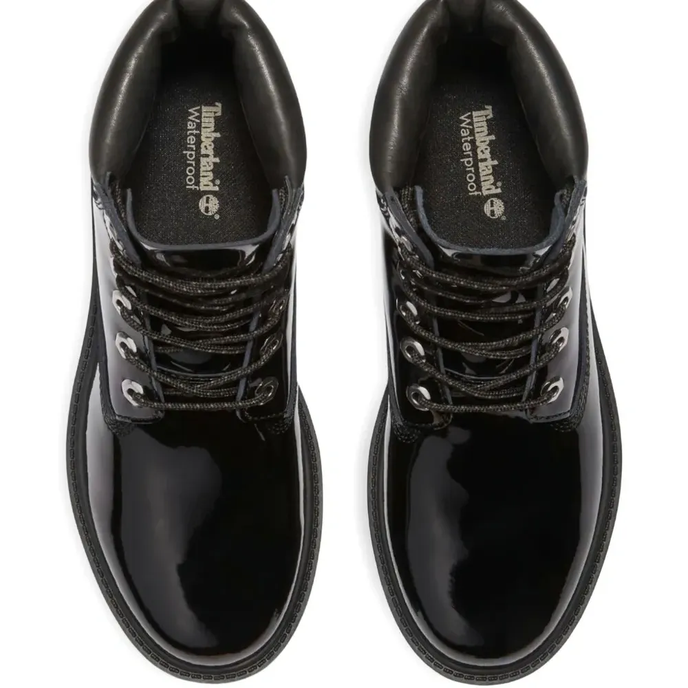 Водонепроницаемые ботинки