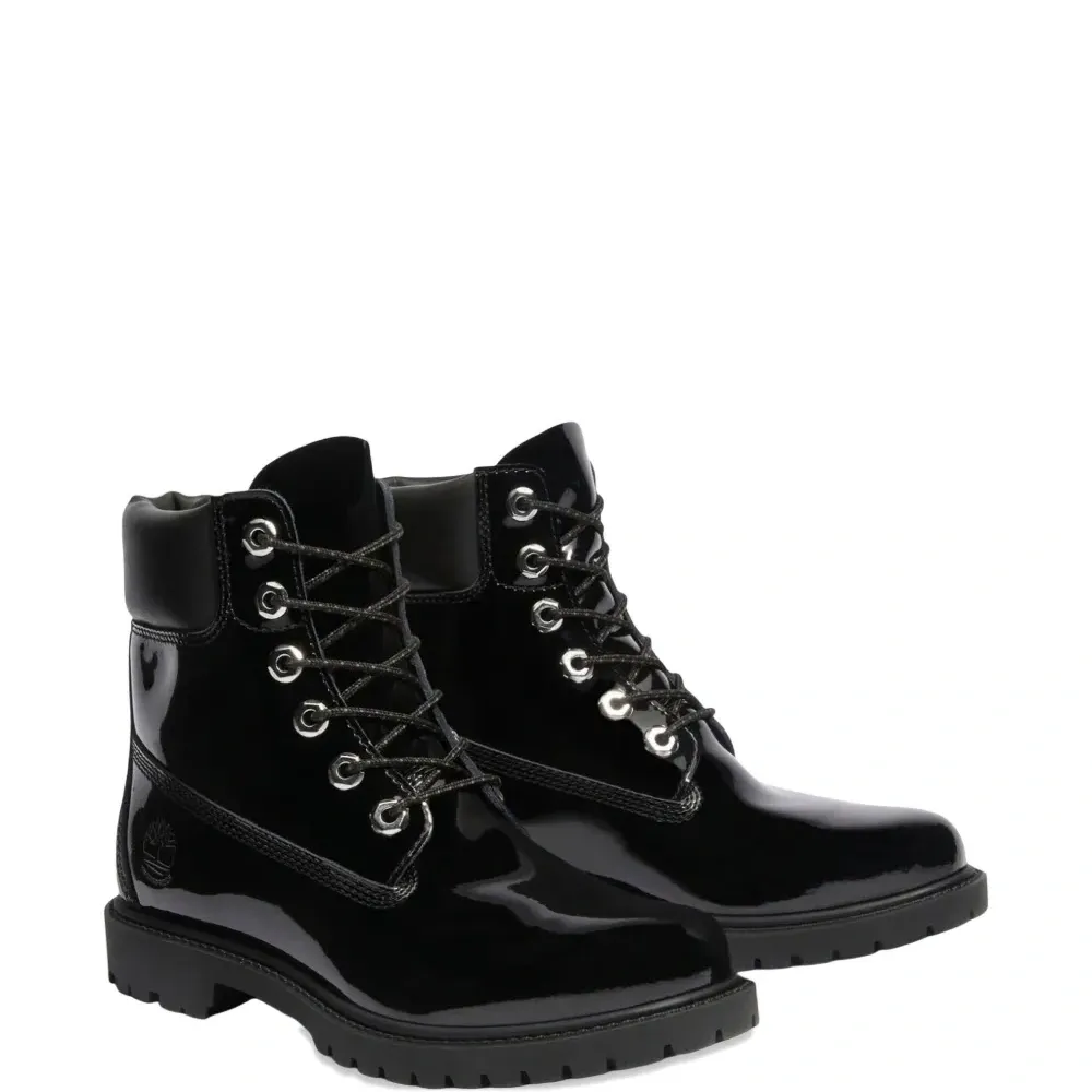 Водонепроницаемые ботинки