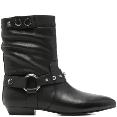 Кожаные ботинки с заклёпками