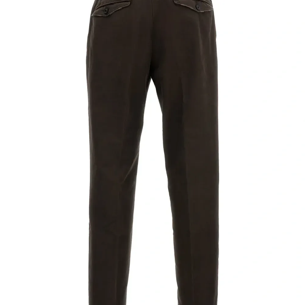 Брюки прямого кроя с защипами