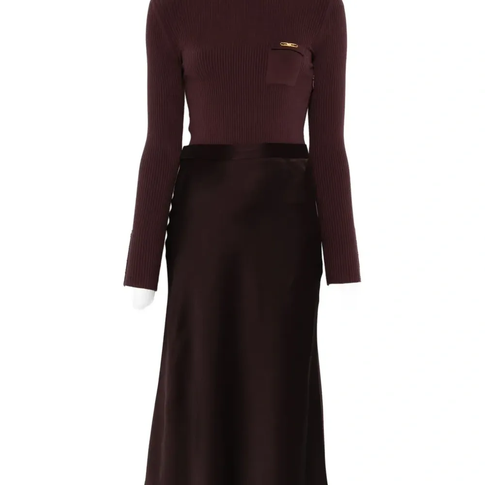 Платье-гольф в рубчик