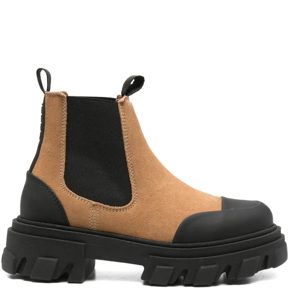 Челси на тракторной подошве