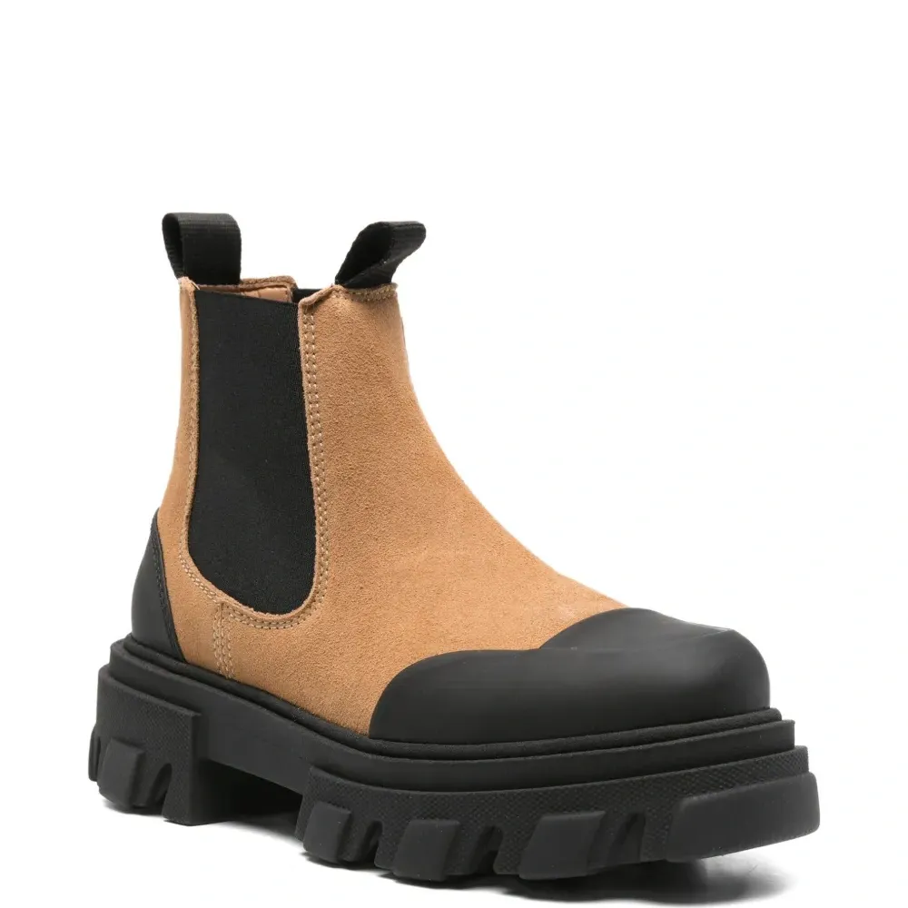 Челси на тракторной подошве