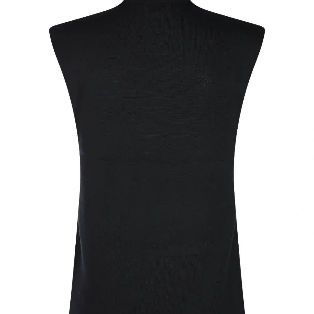 Безрукавный топ с воротником-гольф