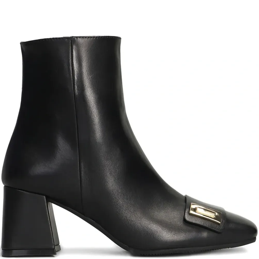 Ботильоны с квадратным носком и пряжкой на каблуке 65 мм Ботильоны с квадратным носком и пряжкой на каблуке 65 мм
