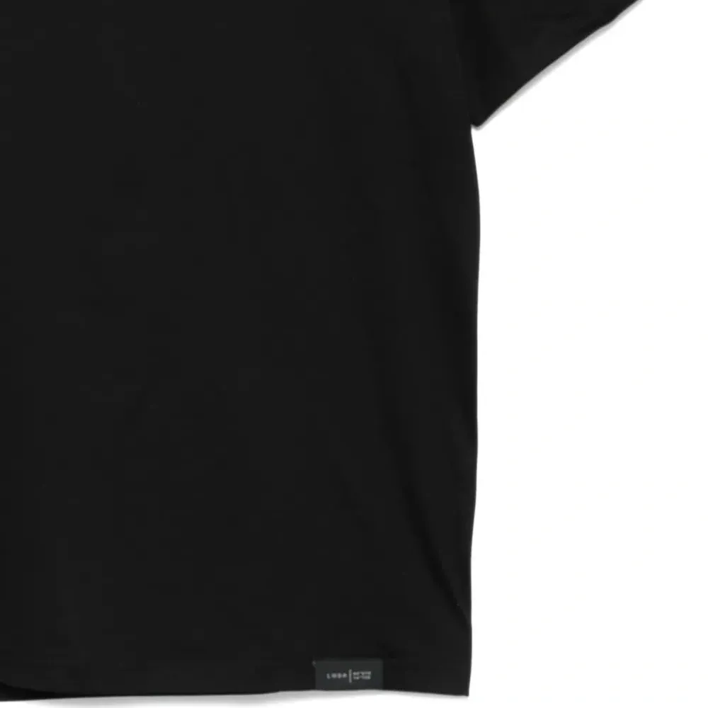 Футболка с круглым вырезом и короткими рукавами