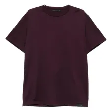 Футболка с круглым вырезом и короткими рукавами