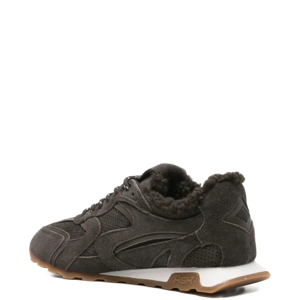 Кроссовки Kasar